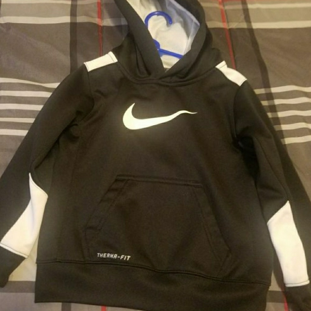 Boys pullover